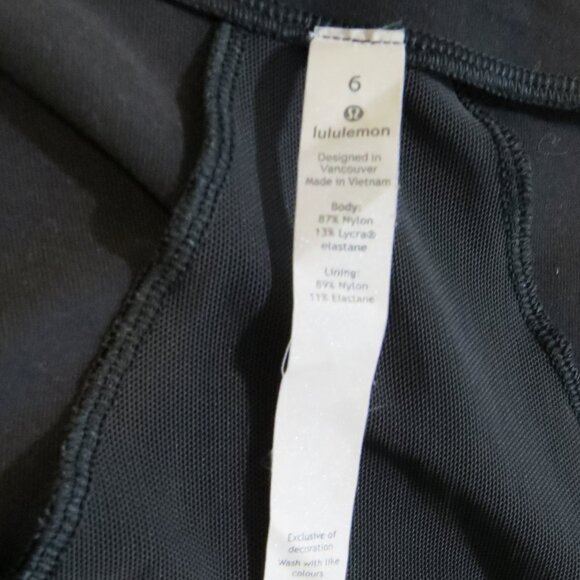 Lululemon Define Jacket SIZE 6 Black *Water Color FL* Monogram - Picture 11 of 16